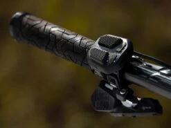 Giant - RideControl Ergo SG - Commande Au Guidon -Magasin De Pièces Détachées Pour Vélos giant ridecontrol ergo sg commande au guidon detail 2 3840x2160